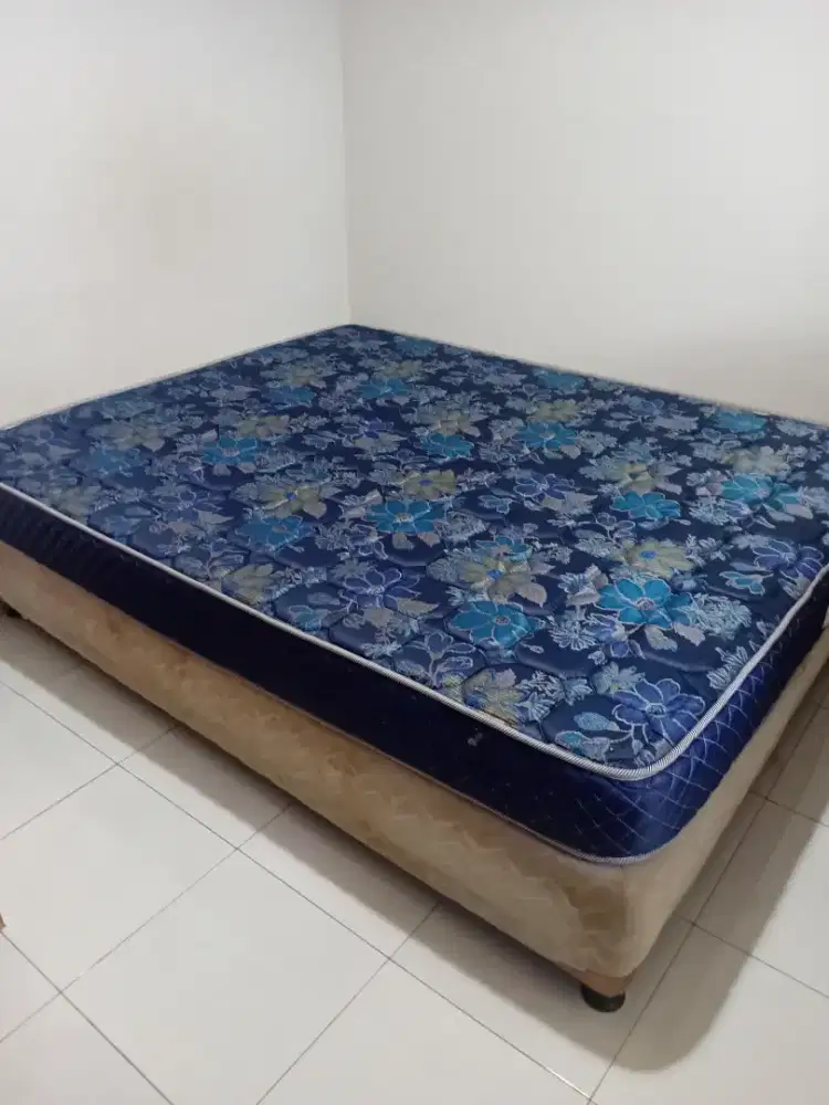 Kasur dan dipan bawah 160x200
