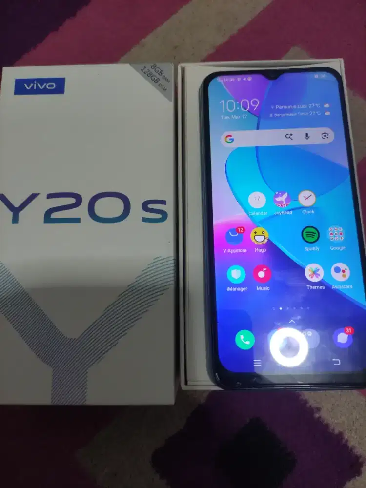 Vivo Y 20s. ROM 128. RAM 8.
