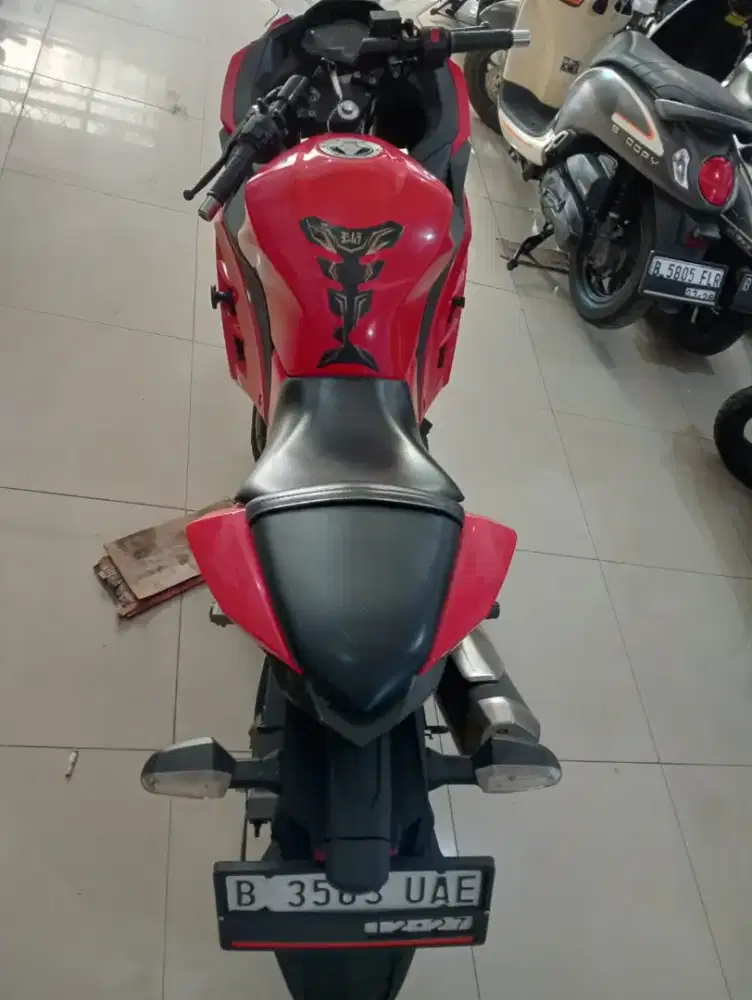 Dijual Cash Kawasaki Ninja 250 Tahun 2012