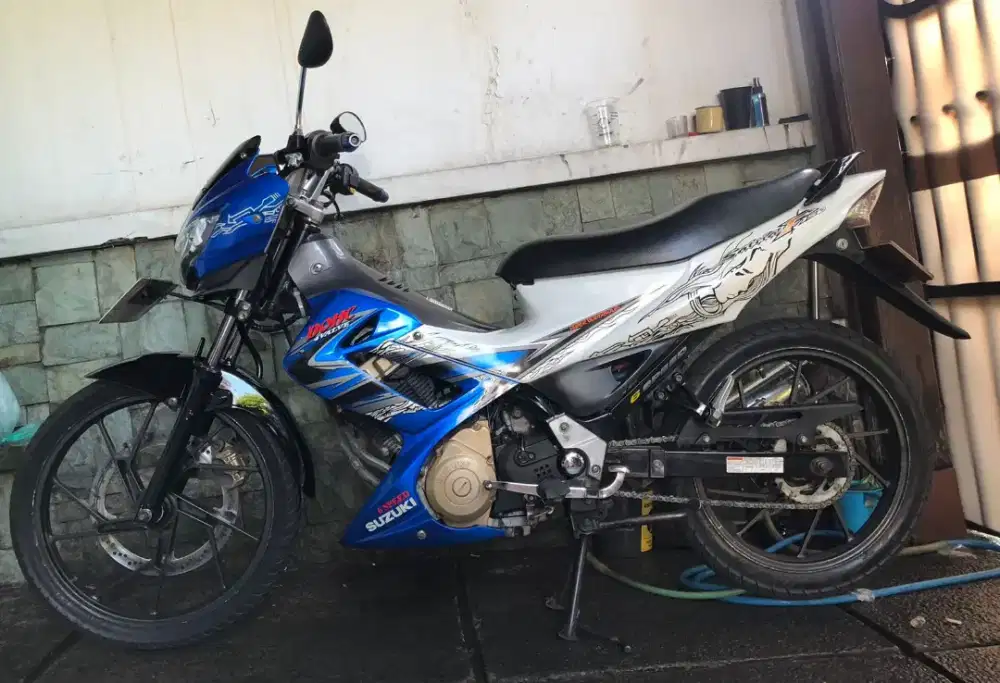 Satria fu150 scd 2012 barong putih biru ori