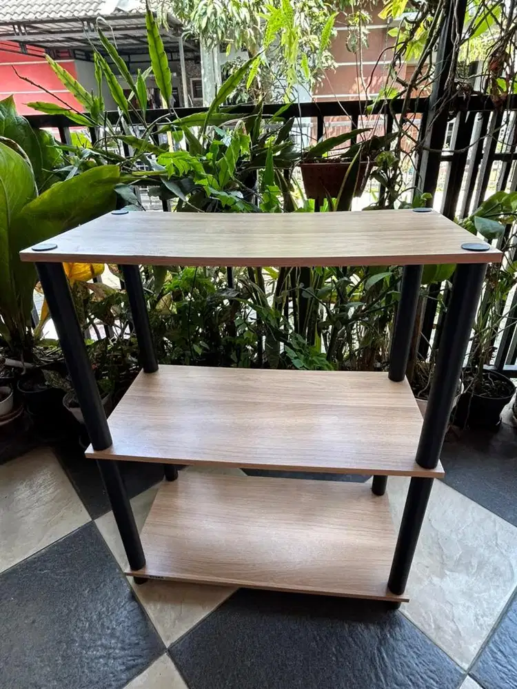 Stora rak penyimpanan 3 tingkat