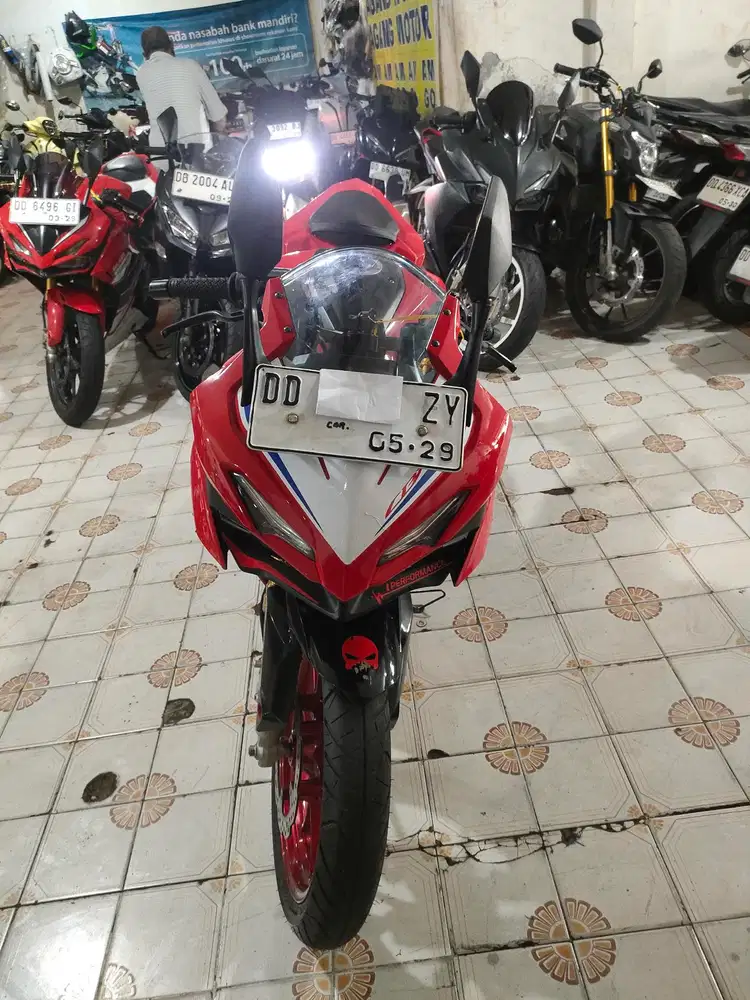 Honda CBR 150CC 2024 MERAH