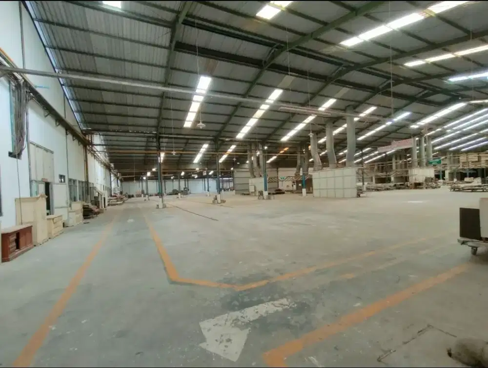 Gudang ex pabrik lengkap ijin perindustrian