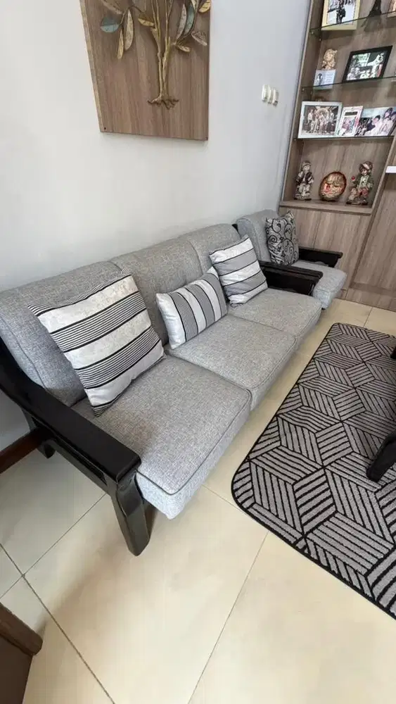 Sofa set abu2 terawat