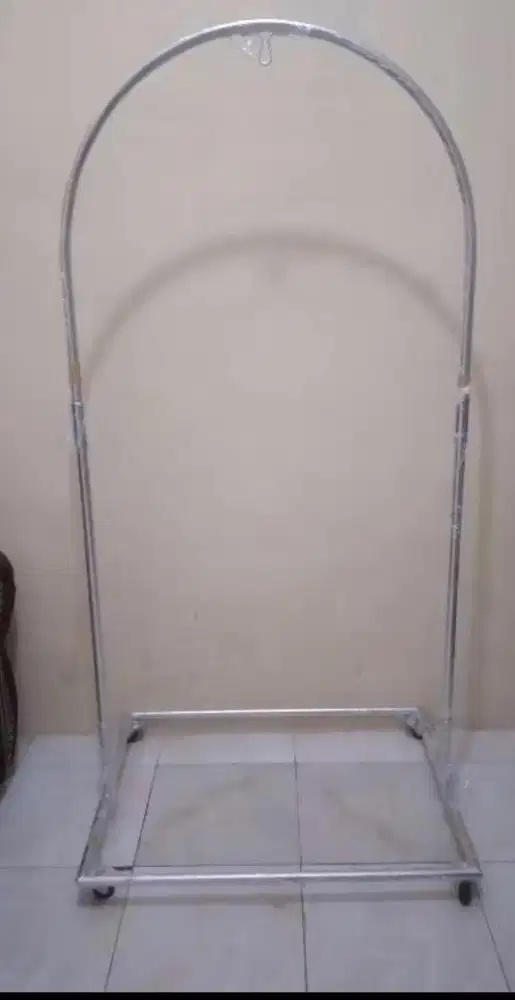 Tiang Ayunan bayi tempahan