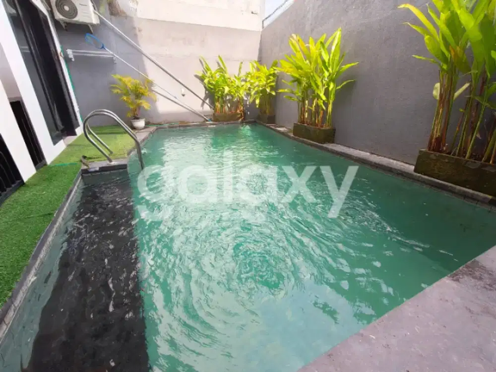 RUMAH SEMI VILLA VIEW SAWAH DI TANGKUBANG PERAHU DENPASAR, BALI