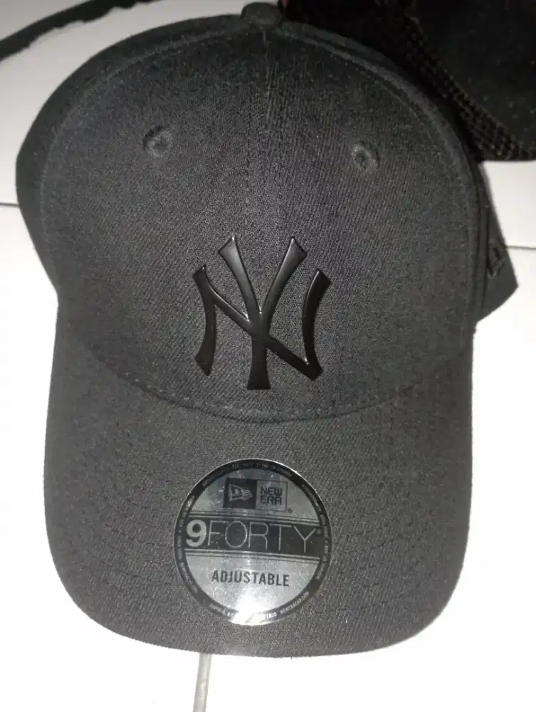 New era ,all size ,kondisi baru,jual 450k