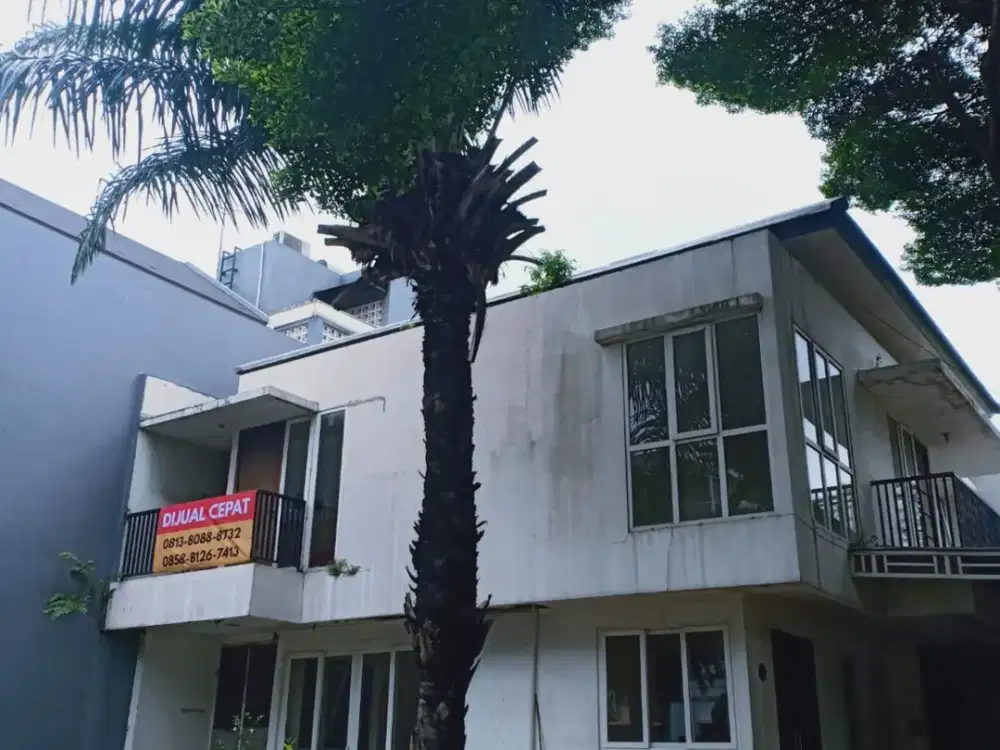 Dijual Rumah Posisi Hook 2 Lantai Siap Huni Lokasi Sangat Strategis Boulevard Raya, Cengkareng, Jakarta Barat