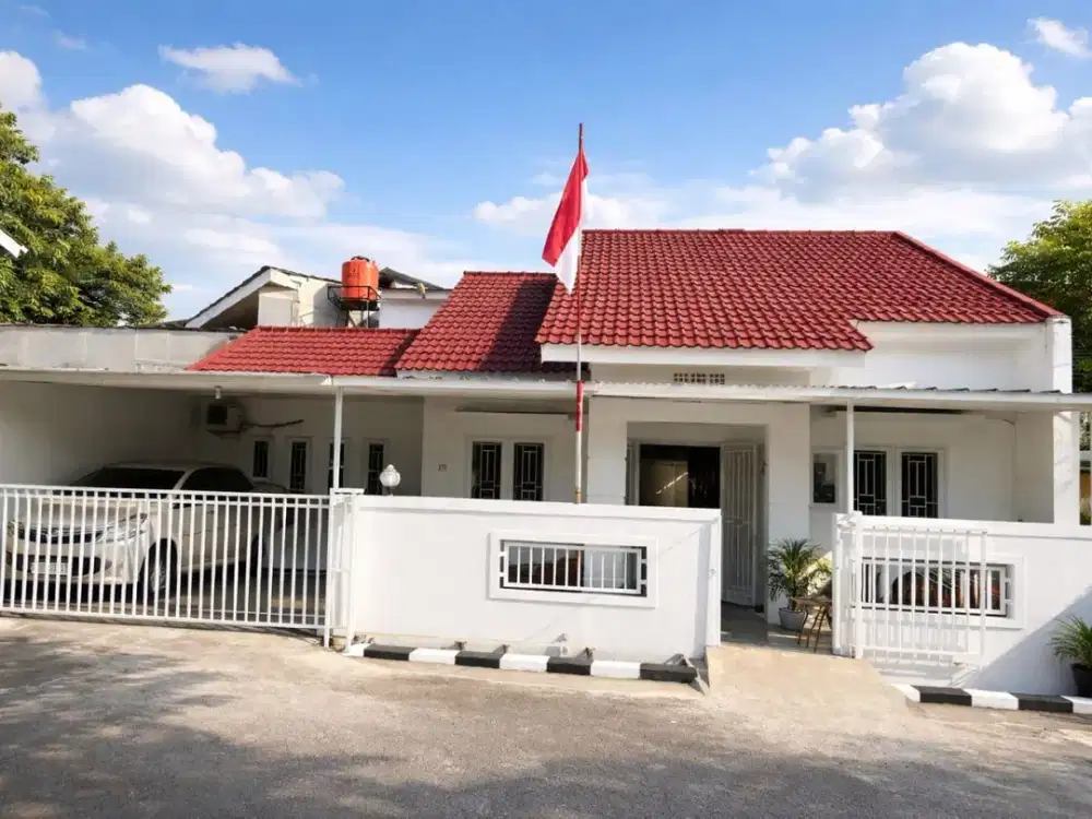 Dijual Cepat Rumah Kost Aktif 7 Kamar dekat Universitas Pakuan Kota Bogor