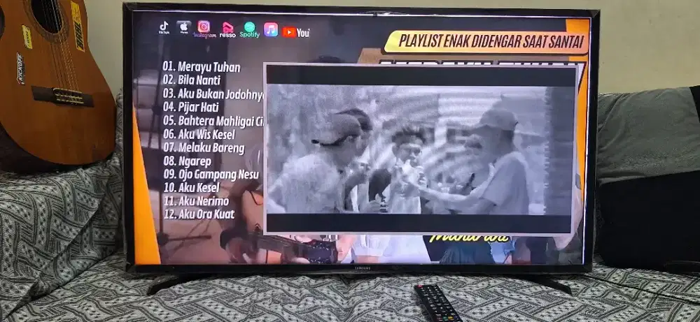 SAMSUNG SMART TV 40 INCH