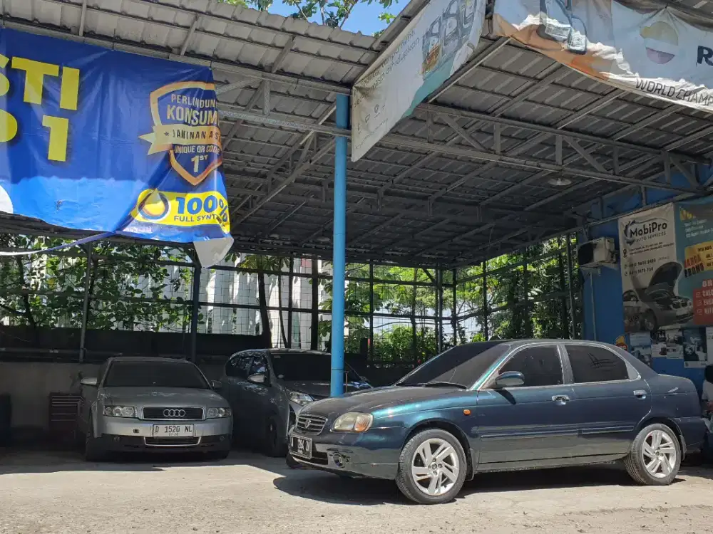 Mekanik / Teknisi Mobil