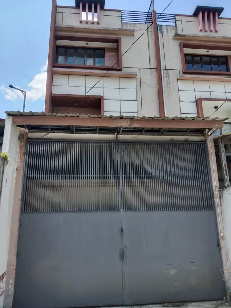 Ruko 3 Lantai Sayap Cibaduyut Bandung Strategis