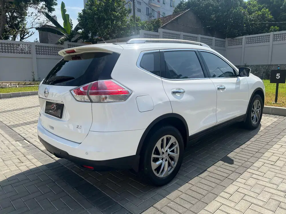 Nissan X-Trail 2015 Bensin