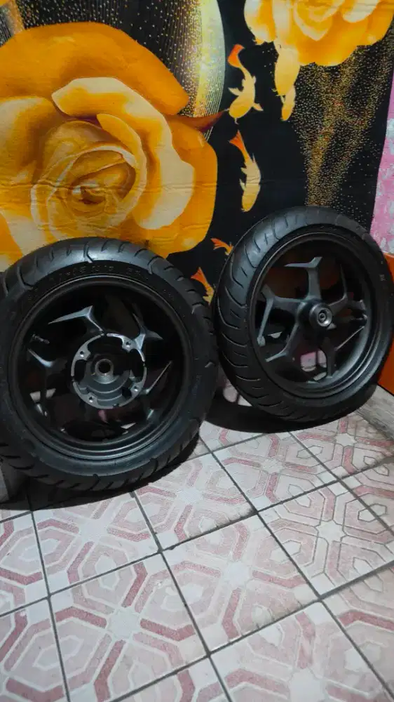 Ban dan veleg  motor pcx