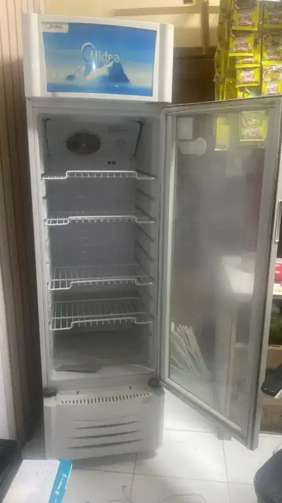 Showchase 5rak midea