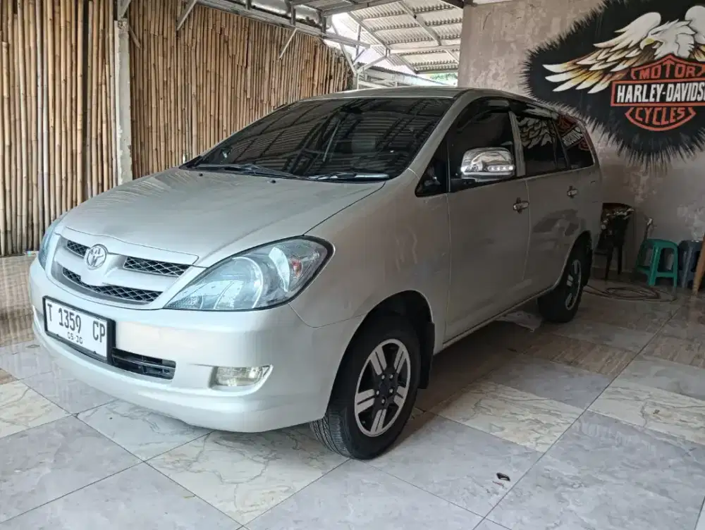 Toyota Innova 2007