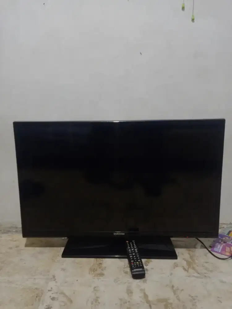 Tv Samsung 32 inc norma ga pernah dipake pake