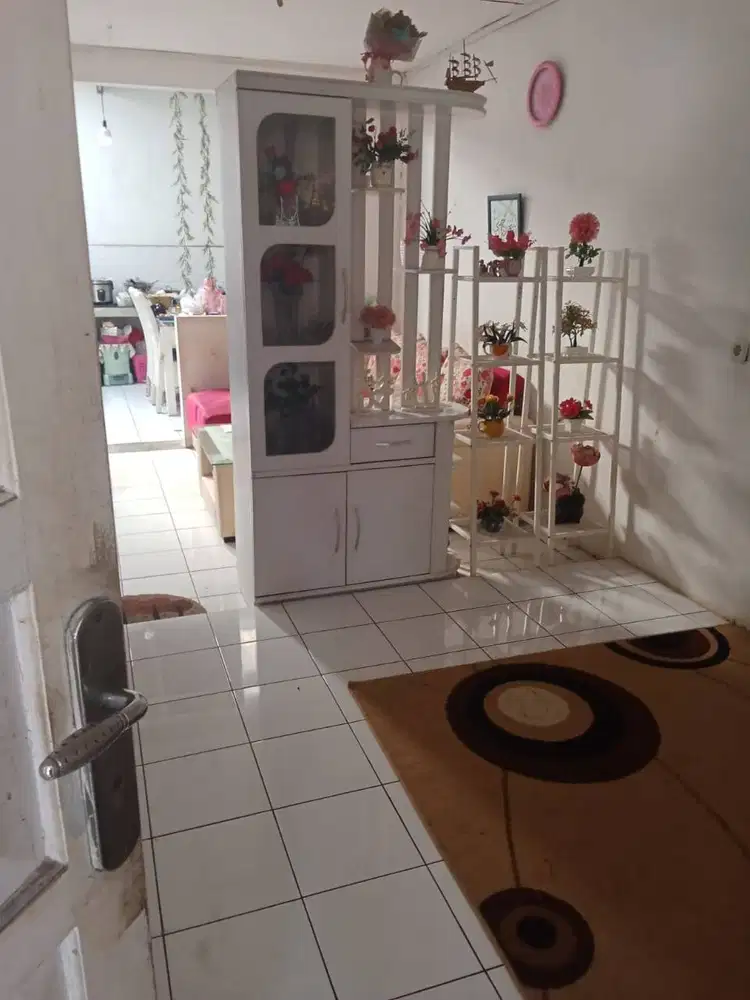 Rumah Komplek Ikopin Jatinangor Bandung Cocok untuk Kos Kosan