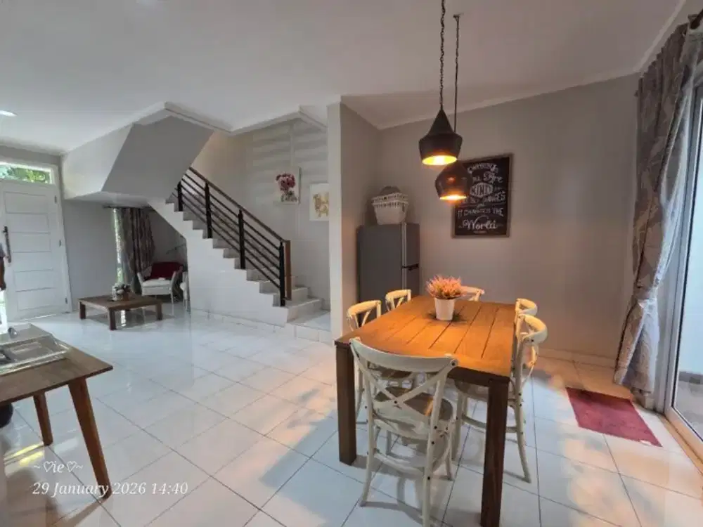 Disewakan Rumah Full Furnish di Cluster Bluebell Summarecon Bekasi