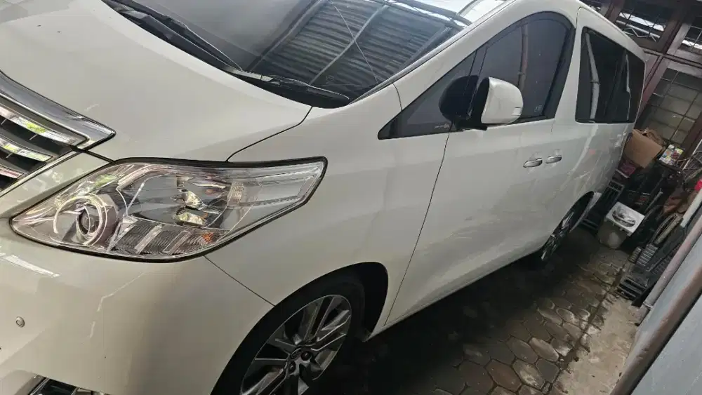 Toyota Alphard 2012 Bensin