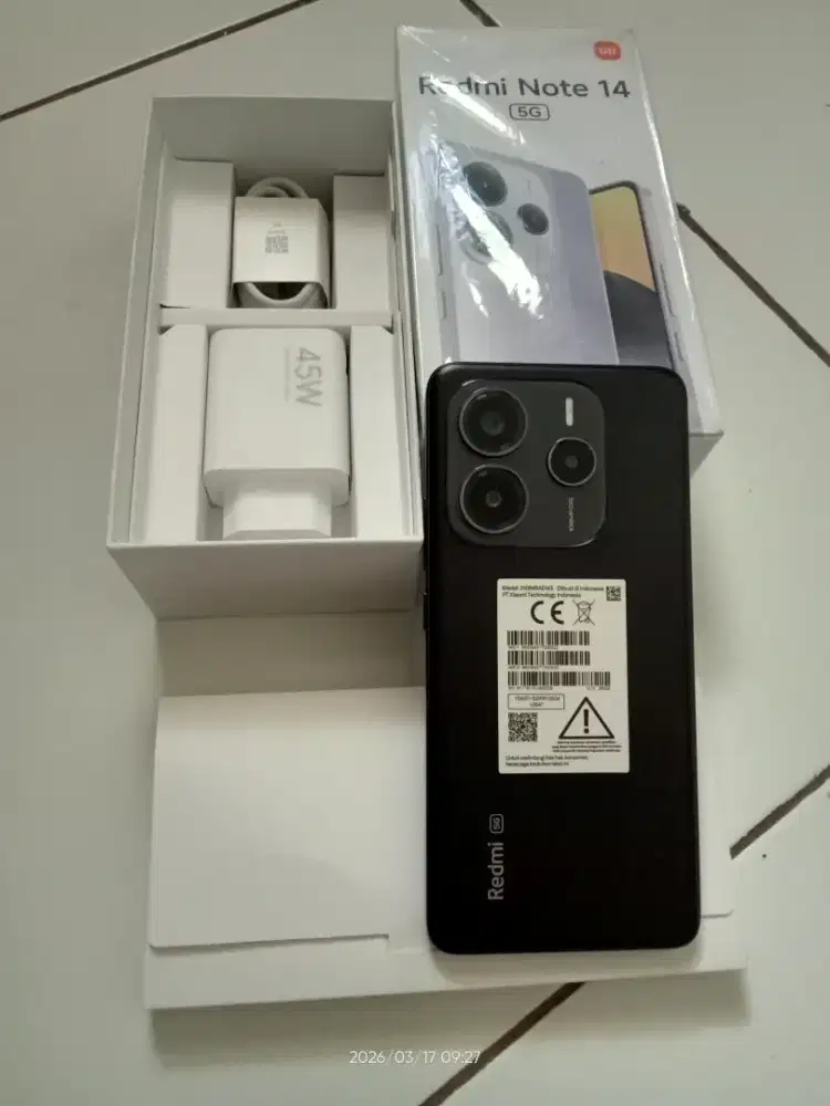 Xiaomi Redmi Note 14 5G RAM 8/256gb mulus banget seperti Baru