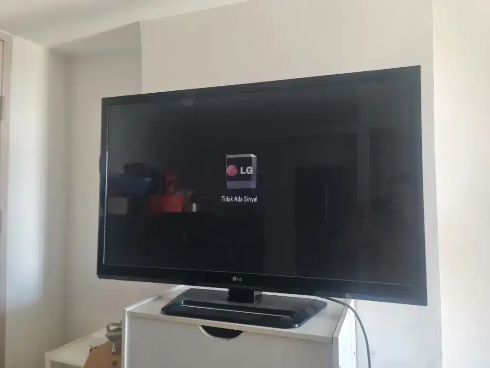 TV LG LED 42 Inch Televisi