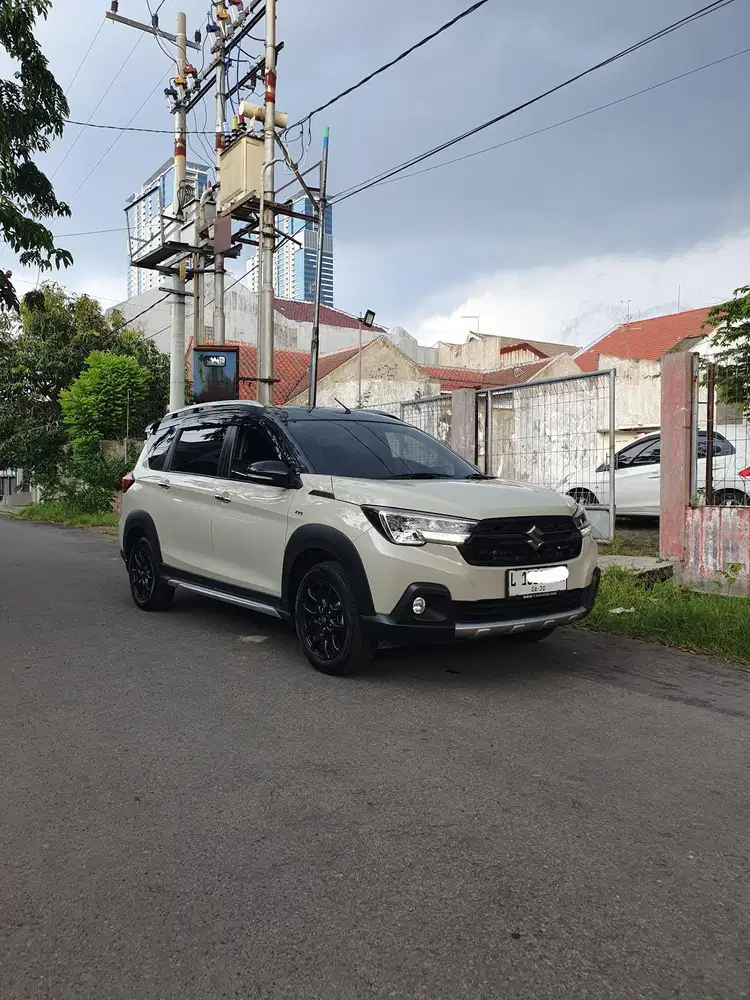 Suzuki XL7 2025 Alpha Matic Km 12rb Hybrid Two Tone Plat L Full Ori