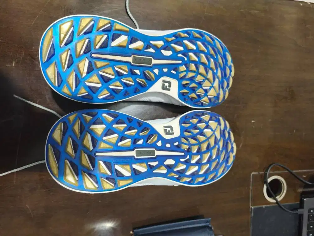 [Original] FootJoy Stratos Size 9XW + [Bonus] Air Max