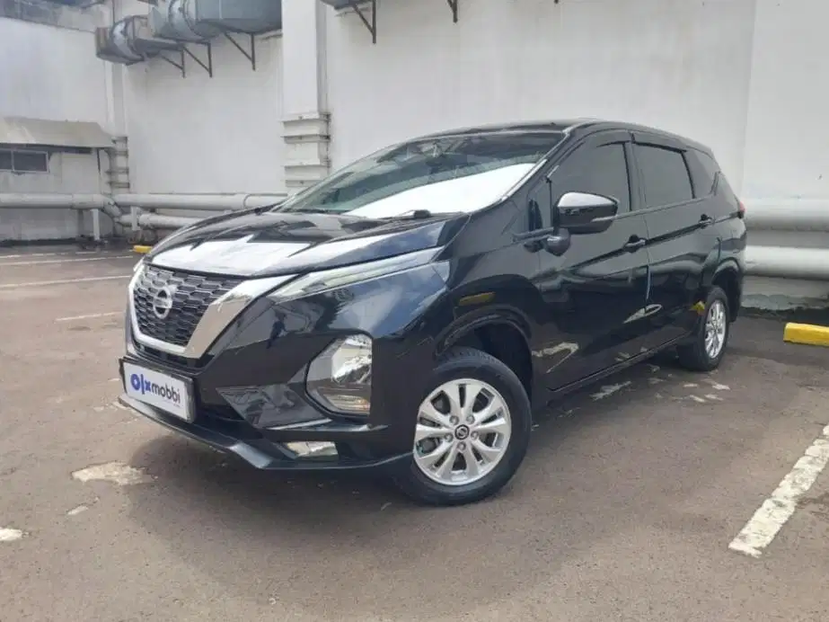LOW DP Nissan Livina 1.5 EL Bensin-MT 2019 SIO