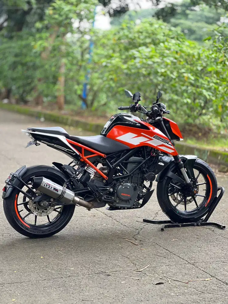 GAHAR MAKSIMAL! KTM DUKE 250 ABS 2018 ORANGE PAJAK PANJANG SIAP RIDING