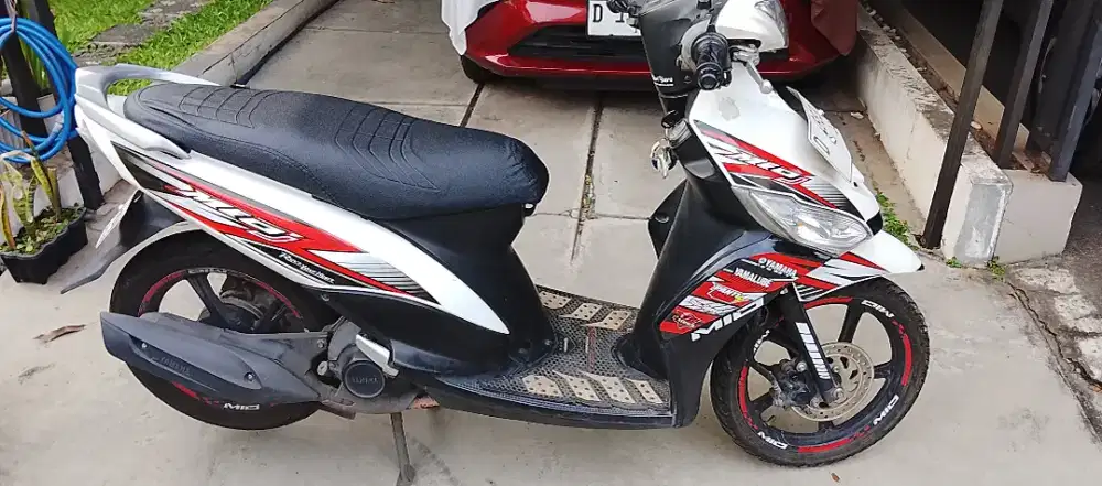 Motor Yamaha Mio J  2013 putih
