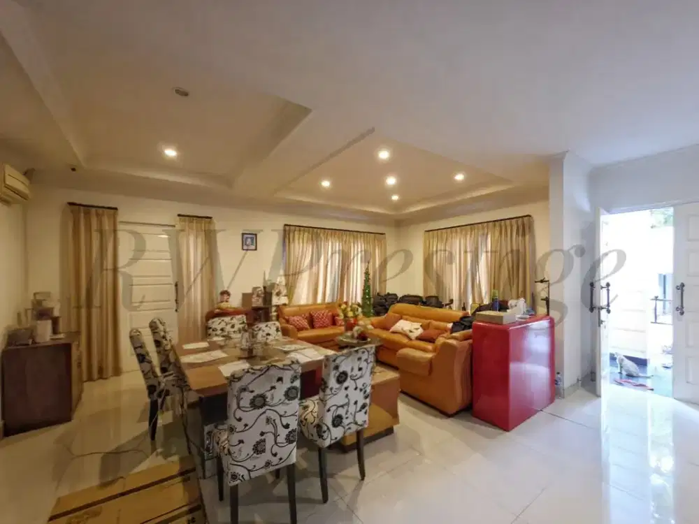 Rumah di Nias, Kelapa Gading - Bagus, Bebas Banjir