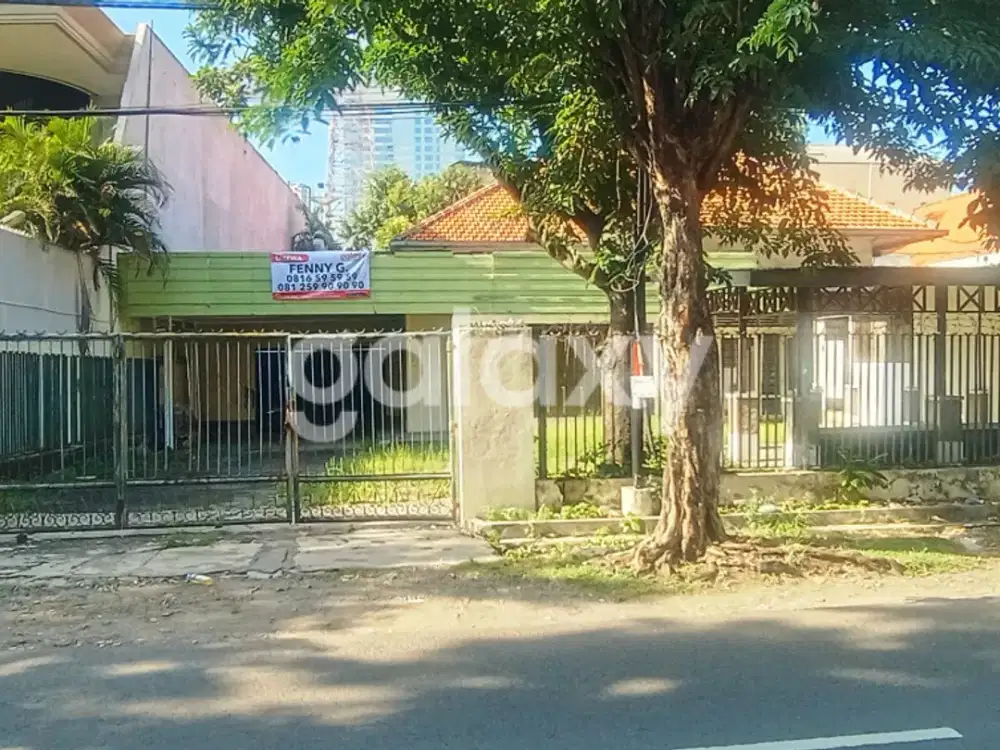 Rumah Embong Kemiri Pusat Kota Cocok untuk Cafe, Perkantoran