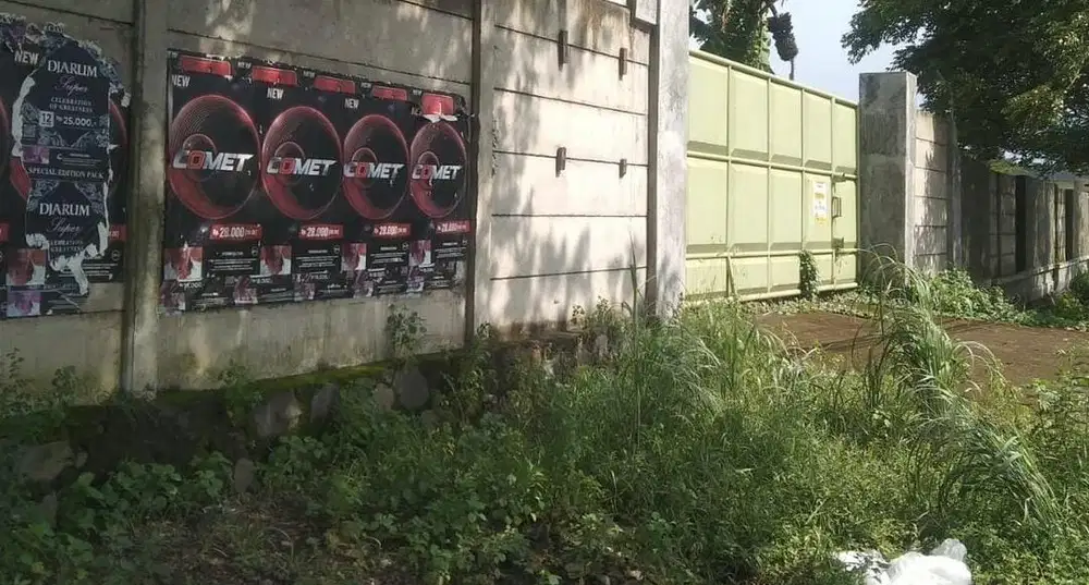 *DI sewakan Tanah GARASI TRUCK- Tropodo- Sidoarjo*