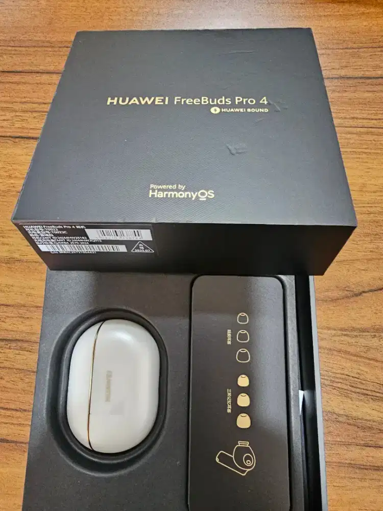 Huawei free buds pro 4