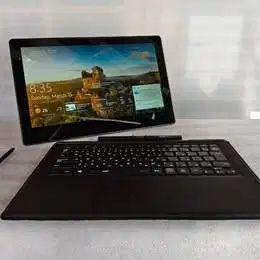 Ready Laptop/ Tablet NEC V-5 2-in-1 Touchscreen i5 Gen 7