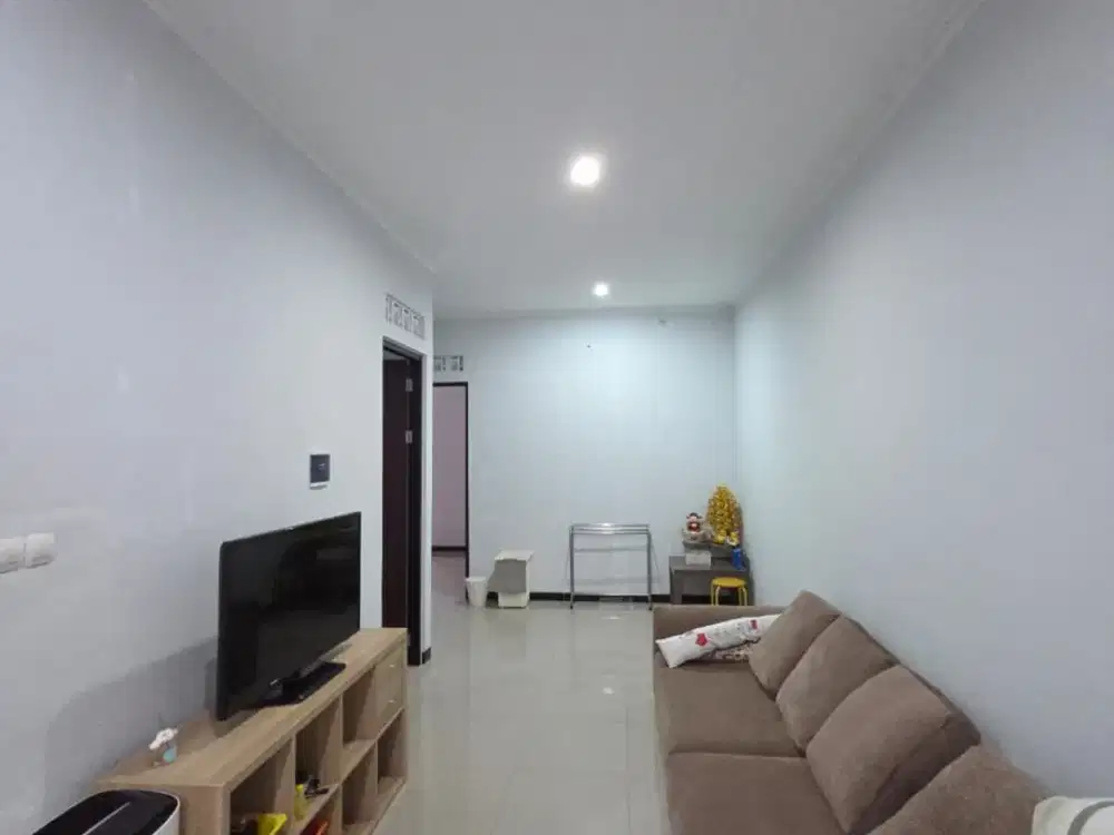 Rumah 2 Lantai Taman Kopo Indah 5 Sherwood Mainroad