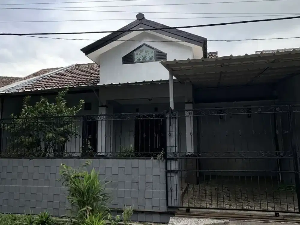 Dijual Rumah di Taman Kopo Indah Bandung Siap Huni