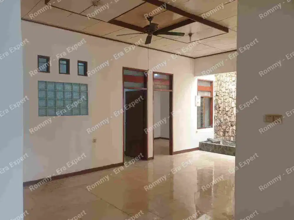 Dijual Rumah 1,5 Lantai Bagus dekat Akses Tol di Kayu Putih Rawamangun Jakarta Timur