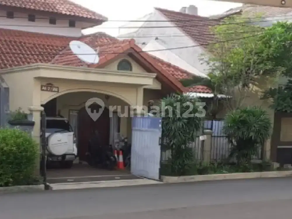 Rumah 2 Lantai Pamulang Dekat Unpam Siap Huni