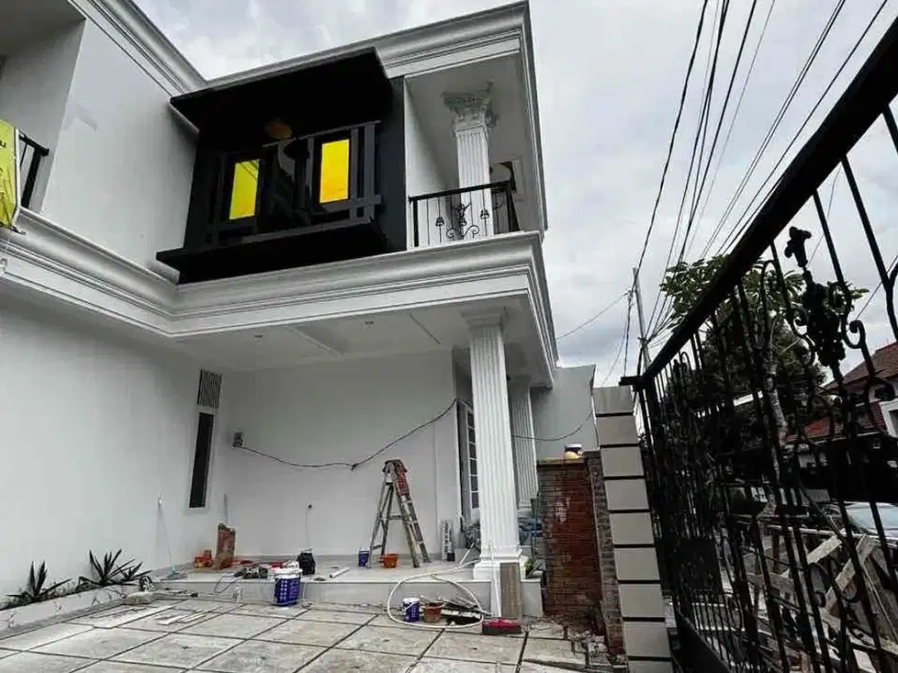 Rumah Komplek Megapolitan Cinere dengan Gaya Unik