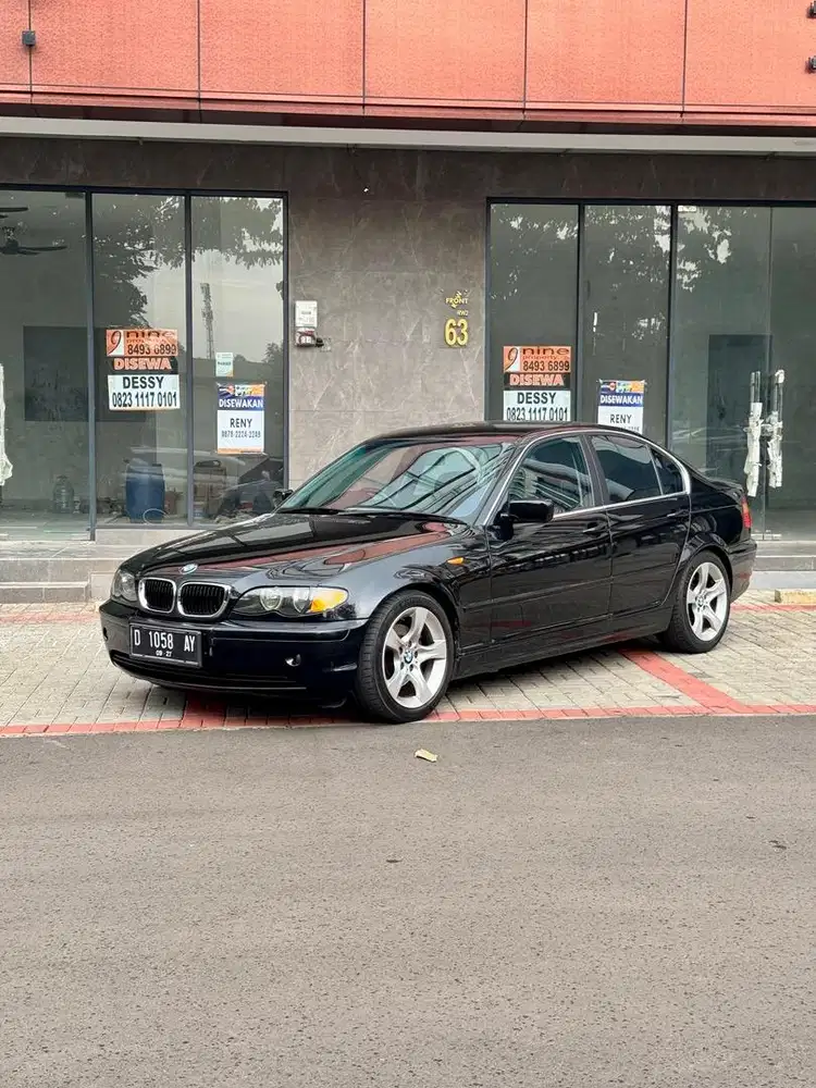 BMW E46 325 Black 2002