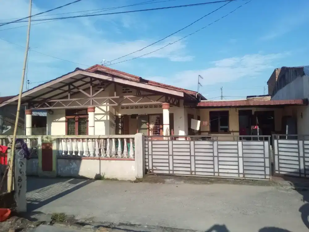 Rumah Setia Luhur 3KT 3KM Carport Luas
