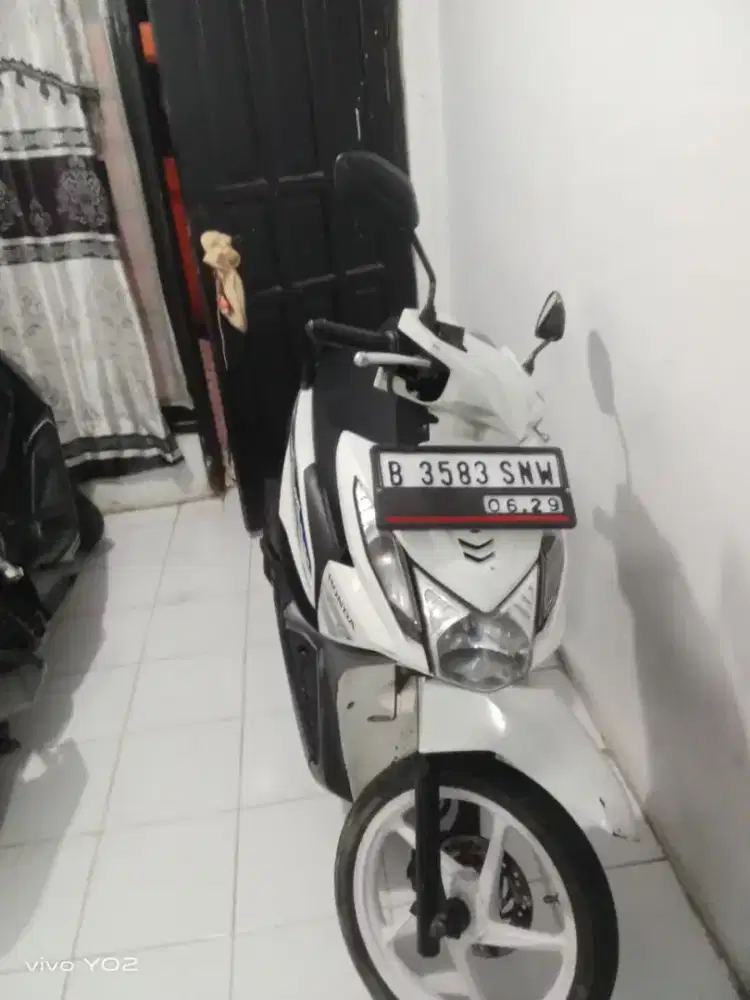 Honda beat F1 110