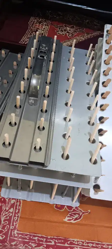 Cetakan Es Loli  model twister