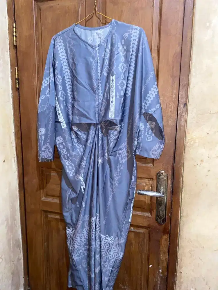 Kaftan dan Abaya