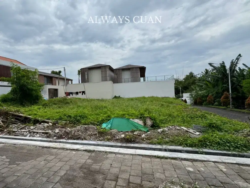 Sebidang Tanah Kosong yang Berletak di Beraban