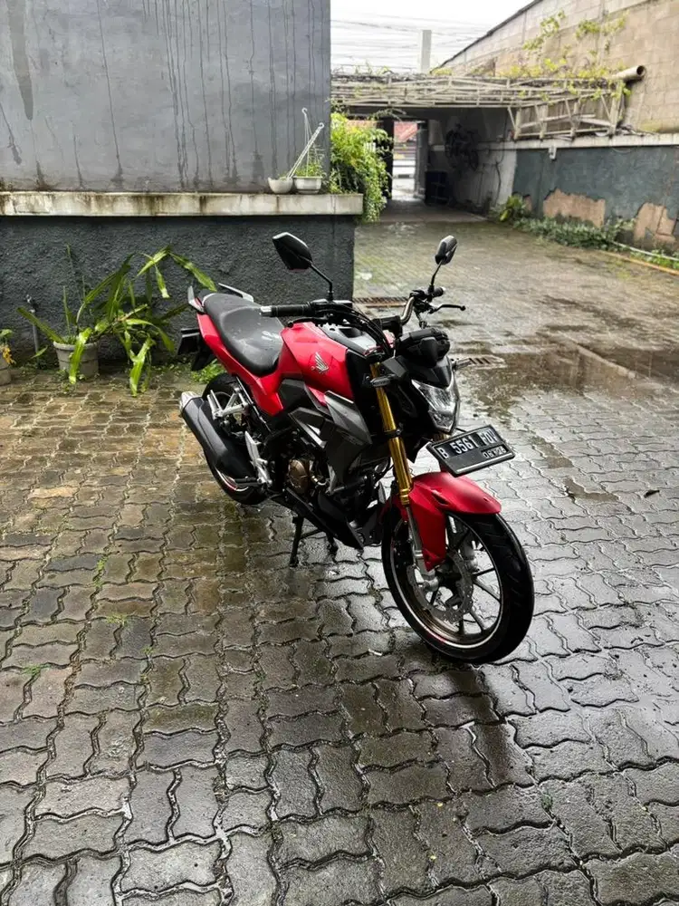 Honda CB150R 2021