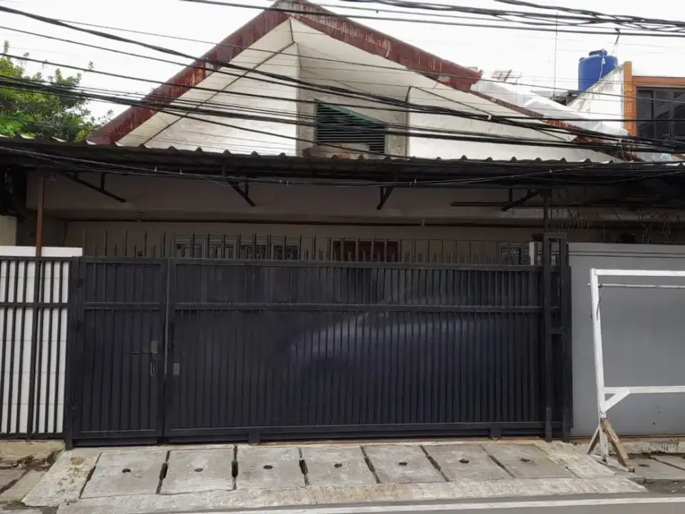 Dijual Cepat Rumah di Mangga Besar, Luas 10X14,5M2, Harga Nego