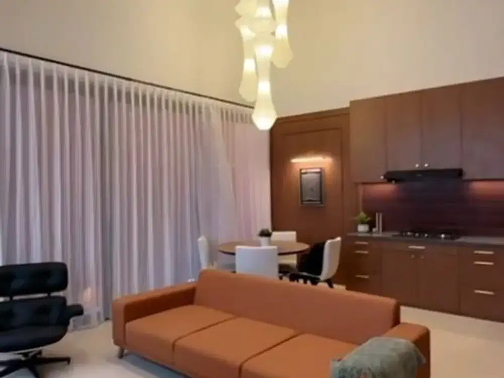 Rumah Minimalist Vintage KBP Wangsakerta Full Furnished Include Kolam Renang Luas & Nyaman